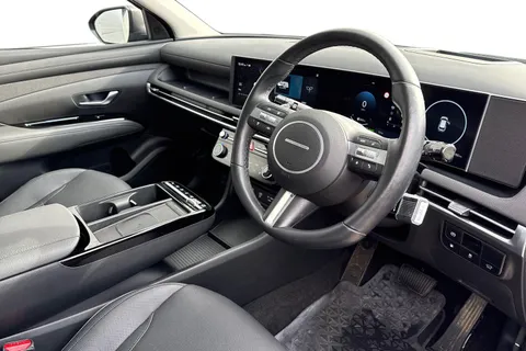 DY74TRZ Hyundai Tucson 1.6 T-GDi 13.8kWh Ultimate Auto 4WD Euro 6 (s/s) 5dr Thumbnail #15