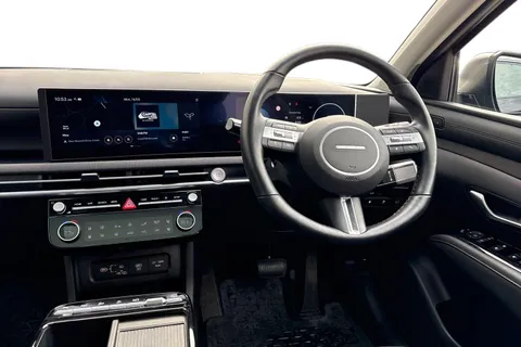 DY74TRZ Hyundai Tucson 1.6 T-GDi 13.8kWh Ultimate Auto 4WD Euro 6 (s/s) 5dr Thumbnail #19