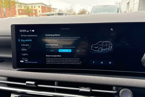 DY74TRZ Hyundai Tucson 1.6 T-GDi 13.8kWh Ultimate Auto 4WD Euro 6 (s/s) 5dr Thumbnail #53