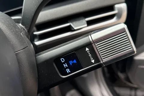 DY74TRZ Hyundai Tucson 1.6 T-GDi 13.8kWh Ultimate Auto 4WD Euro 6 (s/s) 5dr Thumbnail #58