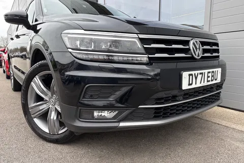 9 of 64 for Volkswagen Tiguan Allspace 2.0 TDI SEL Euro 6 (s/s) 5dr