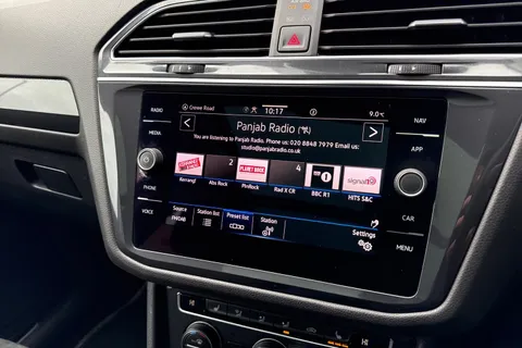 47 of 64 for Volkswagen Tiguan Allspace 2.0 TDI SEL Euro 6 (s/s) 5dr