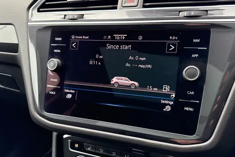 54 of 64 for Volkswagen Tiguan Allspace 2.0 TDI SEL Euro 6 (s/s) 5dr