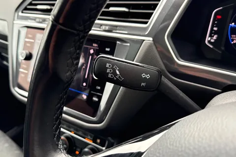 57 of 64 for Volkswagen Tiguan Allspace 2.0 TDI SEL Euro 6 (s/s) 5dr