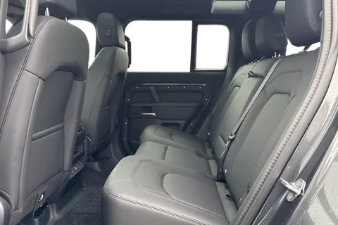 PO75WBL Land Rover Defender 110 3.0 D250 X-Dynamic SE 5dr Thumbnail #5