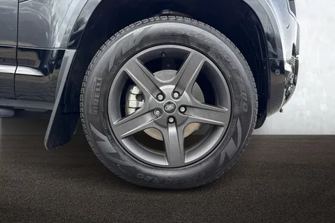 PO75WBL Land Rover Defender 110 3.0 D250 X-Dynamic SE 5dr Thumbnail #9
