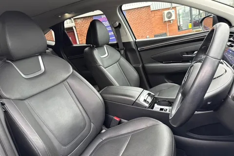 SB23DZO Hyundai Tucson 1.6 T-GDi MHEV Ultimate DCT 4WD Euro 6 (s/s) 5dr Thumbnail #25