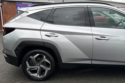 SB23DZO Hyundai Tucson 1.6 T-GDi MHEV Ultimate DCT 4WD Euro 6 (s/s) 5dr Thumbnail #31