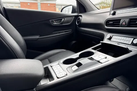 DX71WLL Hyundai Kona 64kWh Premium SE Auto 5dr (7kW Charger) Thumbnail #42