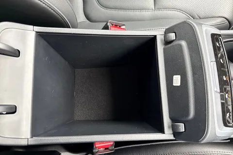 SB23DZO Hyundai Tucson 1.6 T-GDi MHEV Ultimate DCT 4WD Euro 6 (s/s) 5dr Thumbnail #46