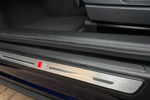 BT73XXC Audi Q5 S line 40 TDI quattro 204 PS S tronic Thumbnail #35