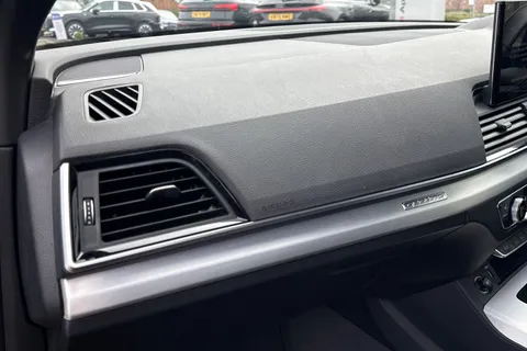 BT73XXC Audi Q5 S line 40 TDI quattro 204 PS S tronic Thumbnail #36