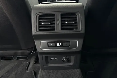 BT73XXC Audi Q5 S line 40 TDI quattro 204 PS S tronic Thumbnail #39