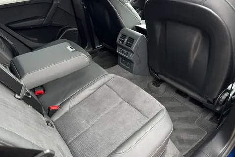 BT73XXC Audi Q5 S line 40 TDI quattro 204 PS S tronic Thumbnail #43