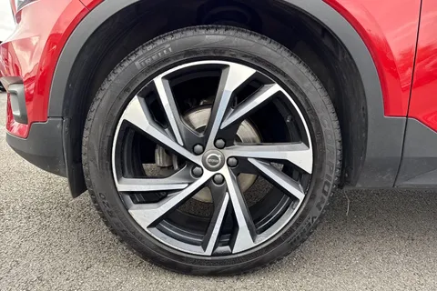 KJ69OJG Volvo Xc40 2.0 D3 R-Design Pro Auto Euro 6 (s/s) 5dr Thumbnail #13