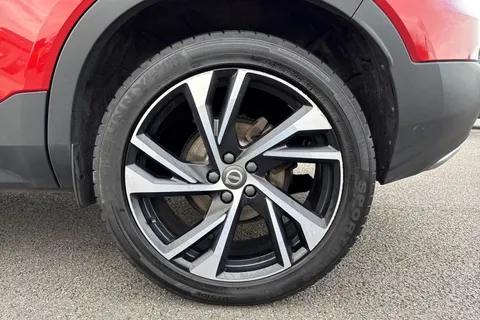 KJ69OJG Volvo Xc40 2.0 D3 R-Design Pro Auto Euro 6 (s/s) 5dr Thumbnail #14