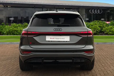 KM74LSE Audi Q6 E-Tron Q6 SUV Edition 1 e-tron quattro 285,00 kW Thumbnail #5