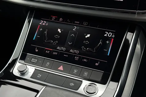 22 of 66 for Audi Q7 MY23.5 S line 50 TDI quattro 286 PS tiptronic