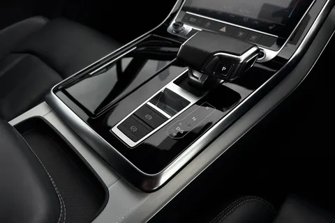 23 of 66 for Audi Q7 MY23.5 S line 50 TDI quattro 286 PS tiptronic