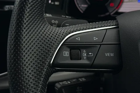 35 of 66 for Audi Q7 MY23.5 S line 50 TDI quattro 286 PS tiptronic