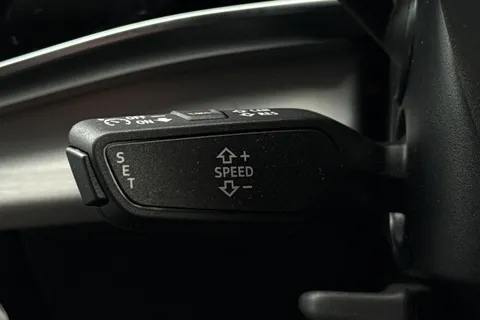 37 of 66 for Audi Q7 MY23.5 S line 50 TDI quattro 286 PS tiptronic