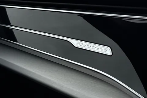 44 of 66 for Audi Q7 MY23.5 S line 50 TDI quattro 286 PS tiptronic