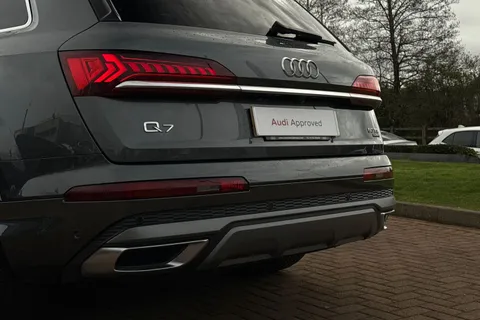 52 of 66 for Audi Q7 MY23.5 S line 50 TDI quattro 286 PS tiptronic