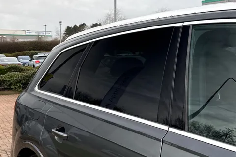 53 of 66 for Audi Q7 MY23.5 S line 50 TDI quattro 286 PS tiptronic