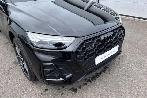 DF24JUK Audi Q5 Black Edition 40 TDI quattro 204 PS S tronic Thumbnail #10