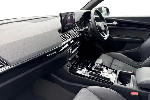 DF24JUK Audi Q5 Black Edition 40 TDI quattro 204 PS S tronic Thumbnail #16