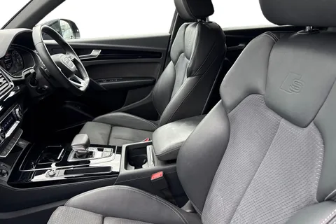 DF24JUK Audi Q5 Black Edition 40 TDI quattro 204 PS S tronic Thumbnail #17