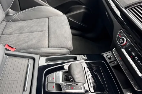 DF24JUK Audi Q5 Black Edition 40 TDI quattro 204 PS S tronic Thumbnail #24