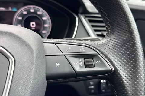 DF24JUK Audi Q5 Black Edition 40 TDI quattro 204 PS S tronic Thumbnail #27