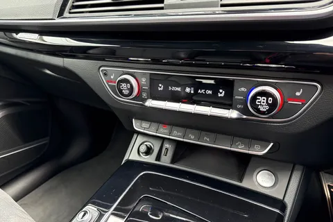 DF24JUK Audi Q5 Black Edition 40 TDI quattro 204 PS S tronic Thumbnail #50