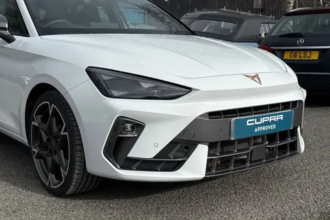 9 of 43 for CUPRA Leon 1.5 TSI V2 Euro 6 (s/s) 5dr