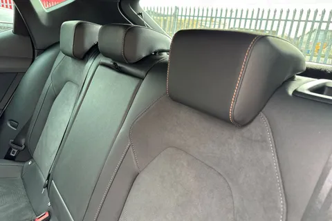 19 of 43 for CUPRA Leon 1.5 TSI V2 Euro 6 (s/s) 5dr