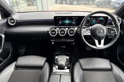 DG68RYX Mercedes-Benz A Class 1.3 A200 Sport (Premium) 7G-DCT Euro 6 (s/s) 5dr Thumbnail #29