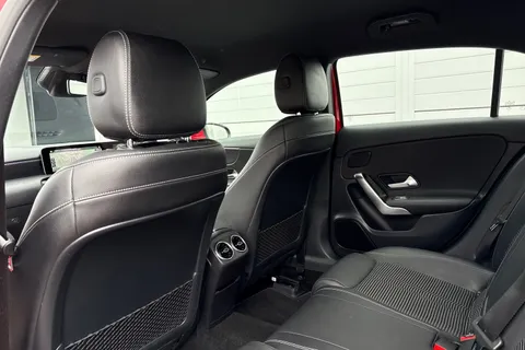 DG68RYX Mercedes-Benz A Class 1.3 A200 Sport (Premium) 7G-DCT Euro 6 (s/s) 5dr Thumbnail #34