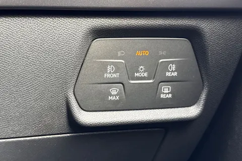 34 of 43 for CUPRA Leon 1.5 TSI V2 Euro 6 (s/s) 5dr