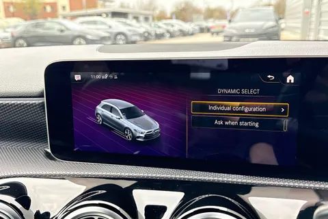 DG68RYX Mercedes-Benz A Class 1.3 A200 Sport (Premium) 7G-DCT Euro 6 (s/s) 5dr Thumbnail #54