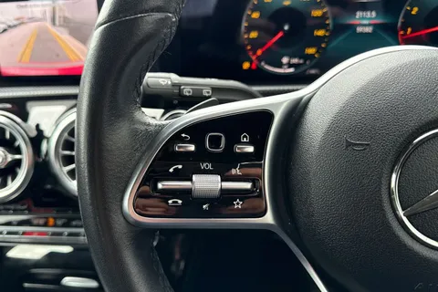 DG68RYX Mercedes-Benz A Class 1.3 A200 Sport (Premium) 7G-DCT Euro 6 (s/s) 5dr Thumbnail #56