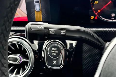 DG68RYX Mercedes-Benz A Class 1.3 A200 Sport (Premium) 7G-DCT Euro 6 (s/s) 5dr Thumbnail #57