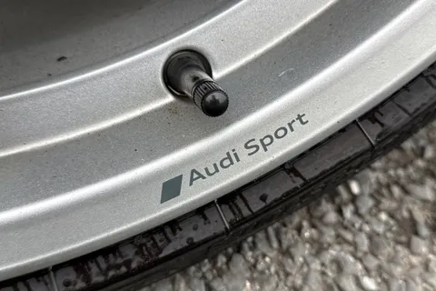 SV23YZU Audi A4 Avant Avant S line 35 TFSI  150 PS S tronic Thumbnail #26