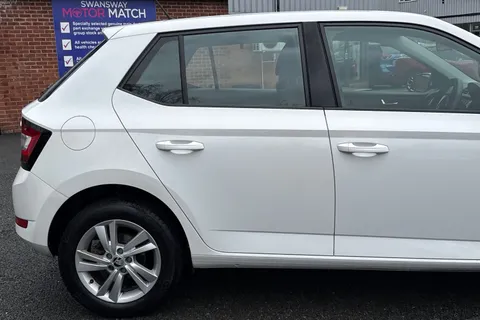 PK68EMF Škoda Fabia 1.0 TSI SE Euro 6 (s/s) 5dr Thumbnail #30