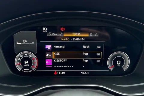 SV23YZU Audi A4 Avant Avant S line 35 TFSI  150 PS S tronic Thumbnail #54