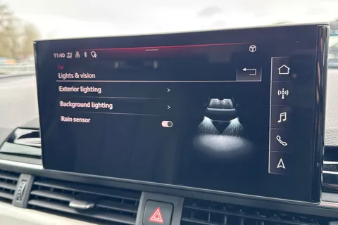 SV23YZU Audi A4 Avant Avant S line 35 TFSI  150 PS S tronic Thumbnail #60