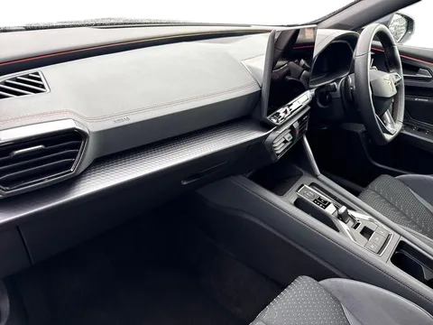 DK25YAE CUPRA Formentor 2.0 TSI 333 VZ3 5dr DSG 4Drive **PANORAMIC SUNROOF** Thumbnail #9