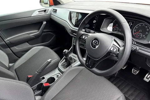 YC71PYS Volkswagen Polo 1.0 TSI Active Euro 6 (s/s) 5dr Thumbnail #15