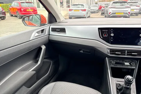 YC71PYS Volkswagen Polo 1.0 TSI Active Euro 6 (s/s) 5dr Thumbnail #21