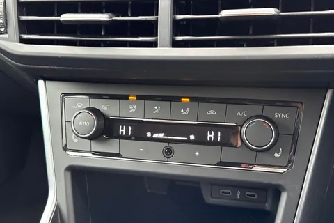 YC71PYS Volkswagen Polo 1.0 TSI Active Euro 6 (s/s) 5dr Thumbnail #23